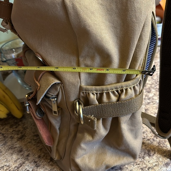 Canvas Backpack - Picture 10 of 10